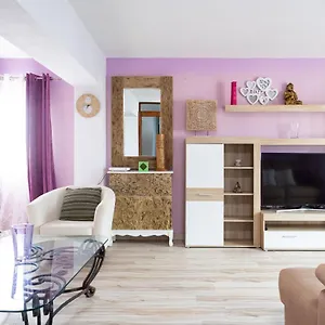 https://home2book-pretty-center-santa-cruz-apartment.adeje-hotels.com